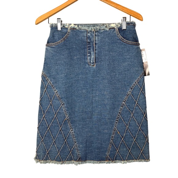 Denim Midi Skirt NWT Women's Size 5/6 Quilted Funky‎ Mid Length Fringe Med Wash - Picture 1 of 6